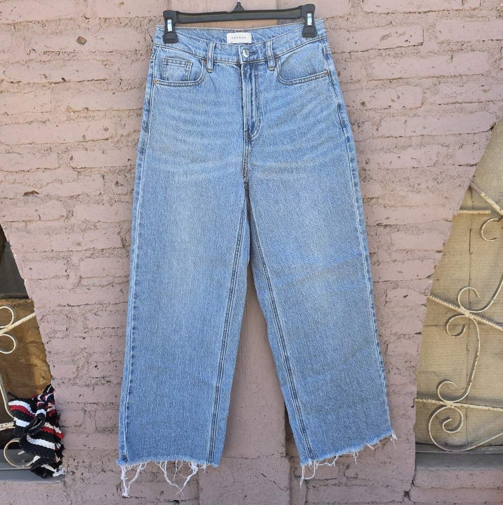 Pacific Sunwear Light Blue Wide-Leg Cropped Jeans